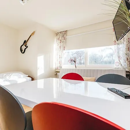 Studio Hohenberg Apartment Cologne