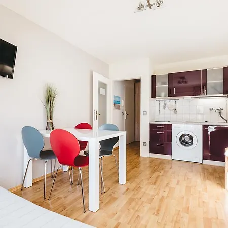 Studio Hohenberg Apartment Cologne